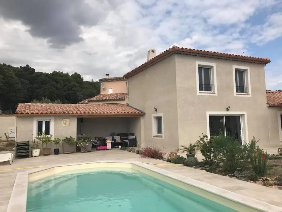 Fabrication de gouttières près de Digne les Bains